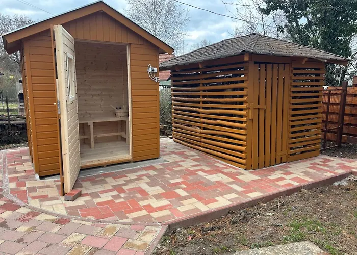 Nola Vendeghaz * Magyarhertelend